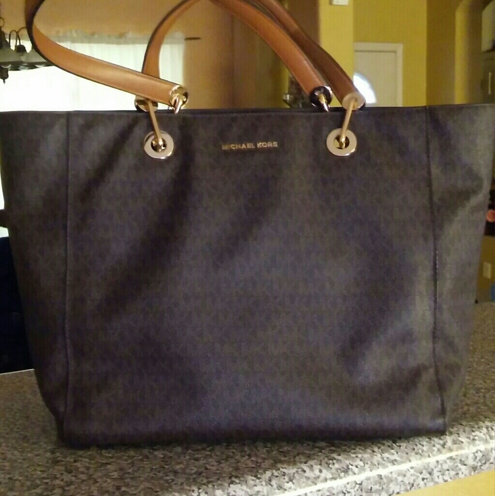 Michael Kors xl Raven Tote